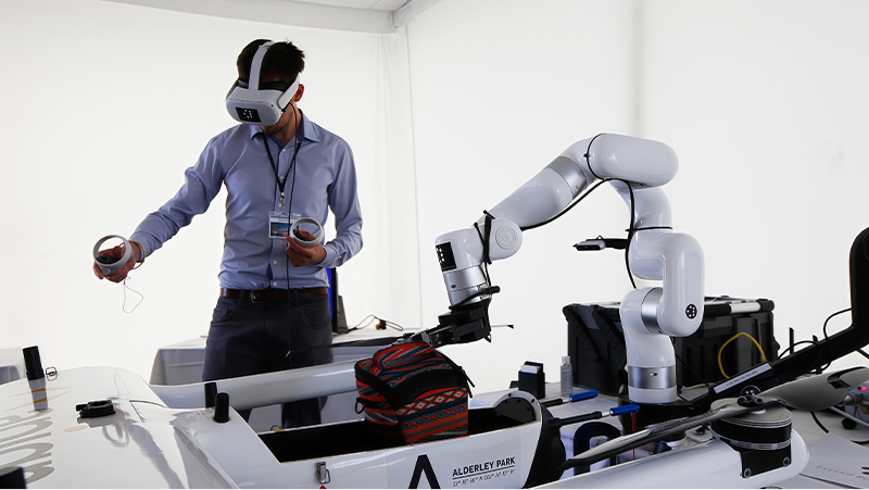 面向 UFACTORY 协作机器人的 VR 遥操作平台